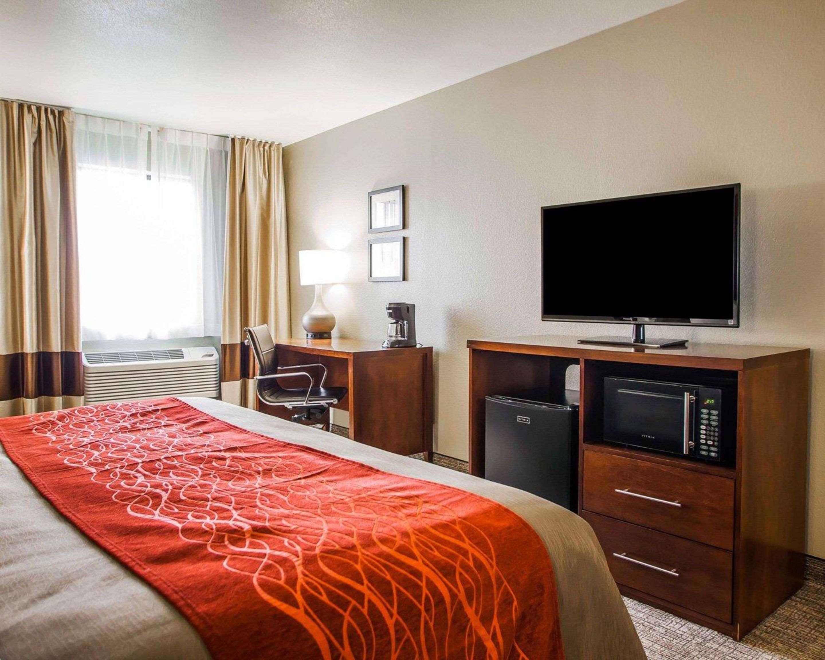 Hotel Comfort South Marshalltown