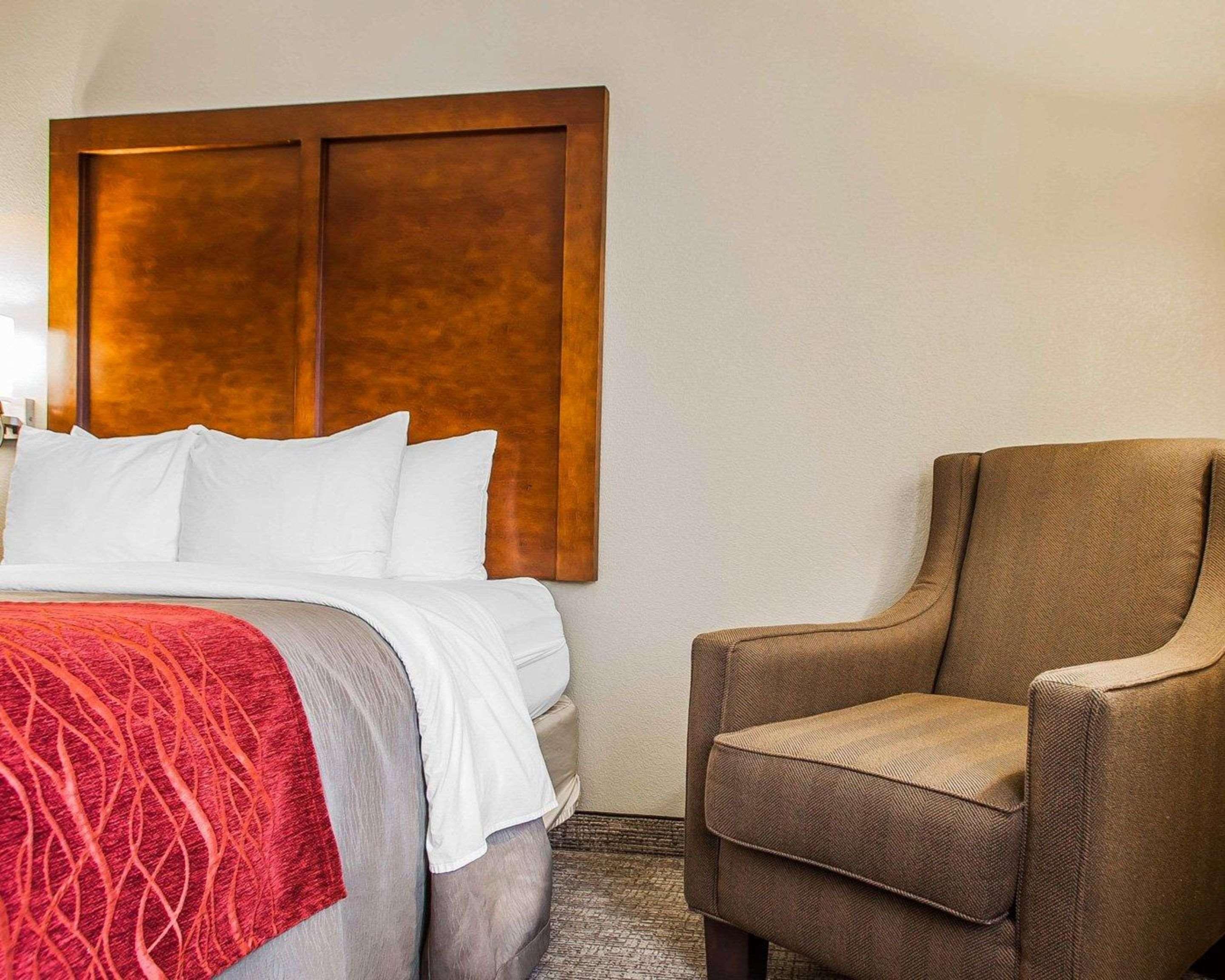 Hotel Comfort South Marshalltown